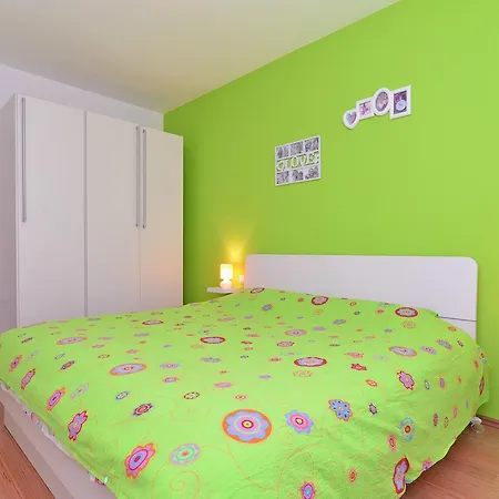 Dolores 873 Apartmán Fažana